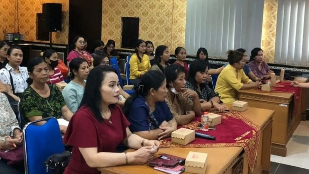 Perkenalan Agen Pemulihan Intervensi Berbasis Masyarakat Desa Dalung Kepada Ketua Kelompok PKK Banjar se-Desa Dalung